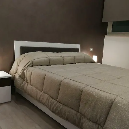 Sweet Apartment *